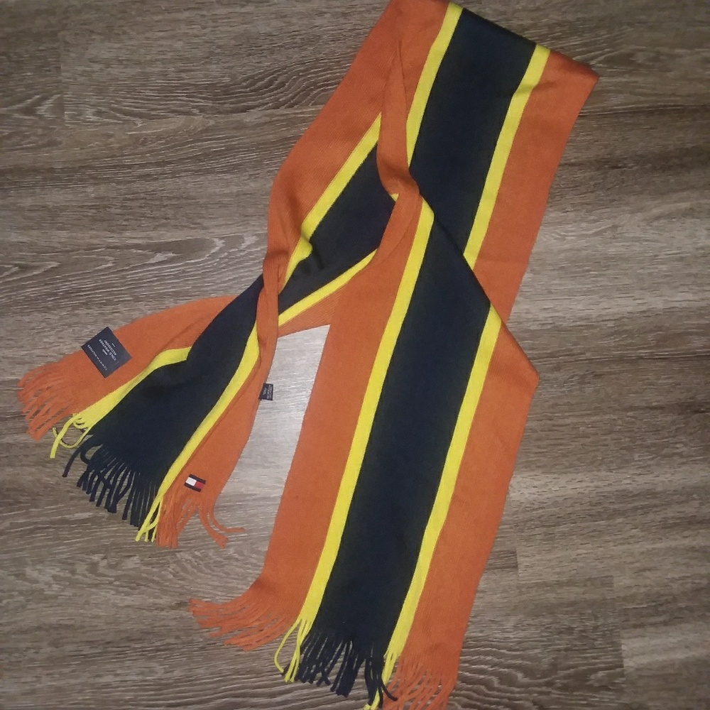 Tommy Hilfiger Men's Scarf NWT